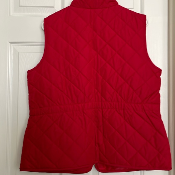 St. John’s Bay quilted vest| L - Picture 6 of 6